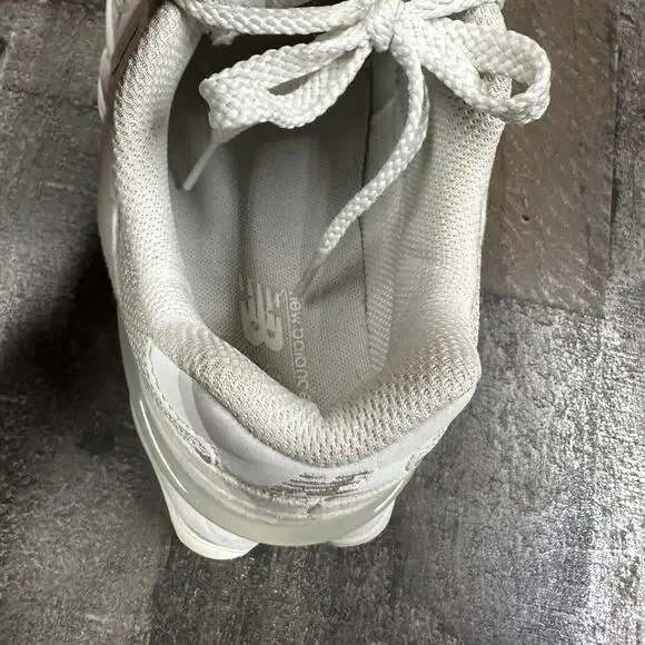 New Balance 9060 Reflection (GS) GC9060LL Women’s Size 6 White Shoes - Picture 4 of 16